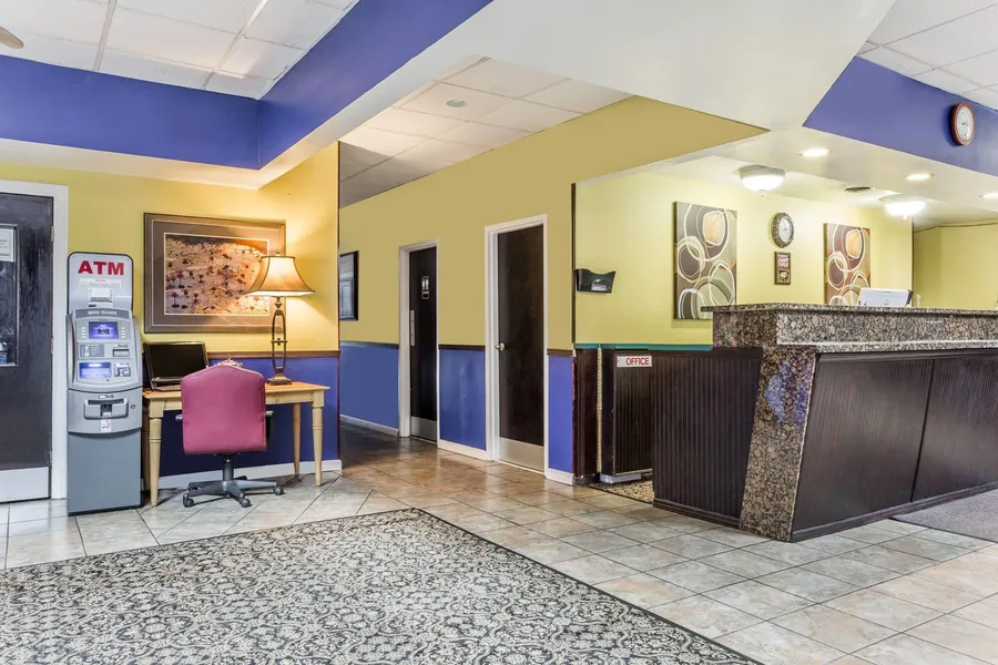 Days Inn by Wyndham Goldsboro hotel detail image 2