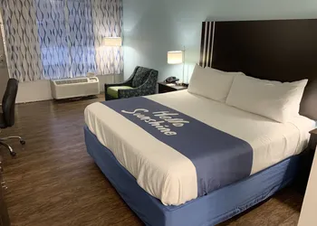 Days Inn by Wyndham Goldsboro hotel thumbnail 6