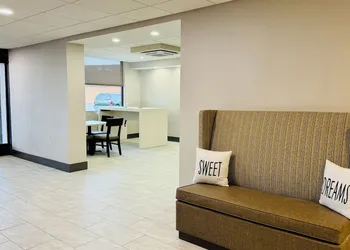 MainStay Suites Chambersburg hotel thumbnail 2
