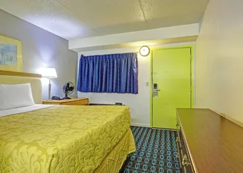 Brookville Inn By OYO Near Dayton International Airport hotel thumbnail 6