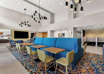 Hampton Inn & Suites Corona, Ca hotel thumbnail 6