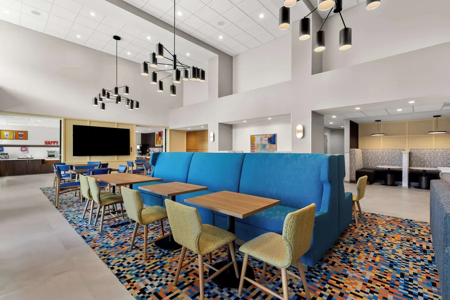 Hampton Inn & Suites Corona, Ca hotel detail image 6