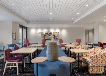 Home2 Suites By Hilton Ames hotel thumbnail 4
