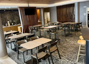 Springhill Suites By Marriott Fargo hotel thumbnail 4