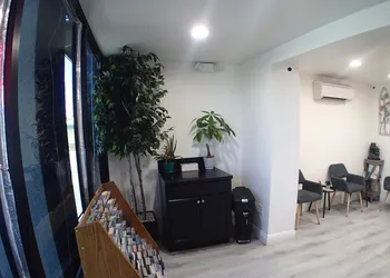 Corona Inn hotel thumbnail 3
