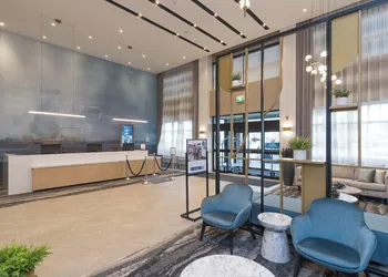 Sandman Signature Winnipeg Airport Hotel & Suites hotel thumbnail 3