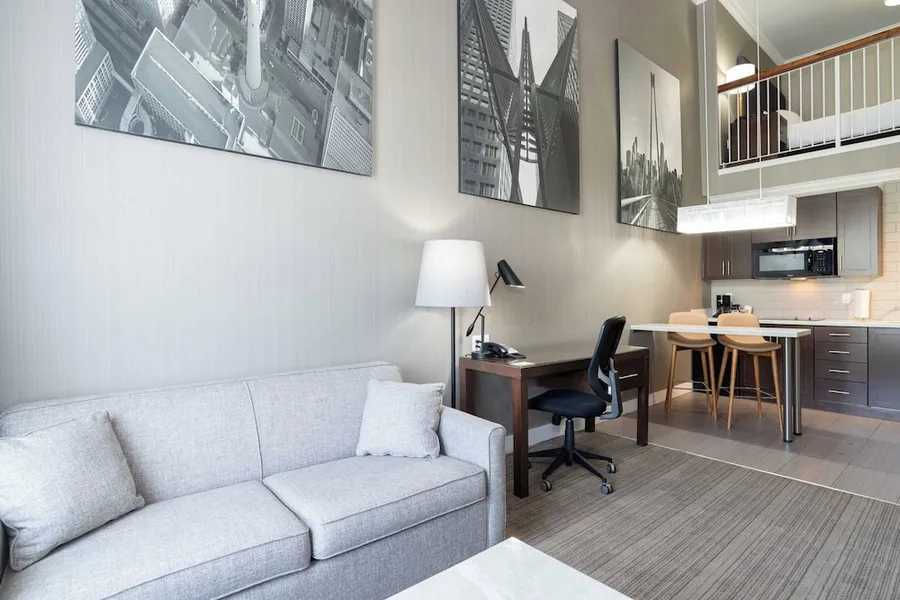 Sandman Signature Winnipeg Airport Hotel & Suites hotel detail image 6