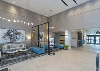 Sandman Signature Winnipeg Airport Hotel & Suites hotel thumbnail 2