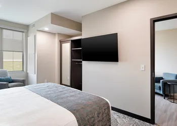 ClubHouse Hotel & Suites - Rapid City hotel thumbnail 6