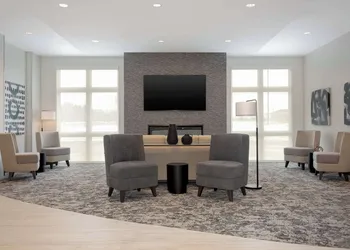 Quality Inn & Suites hotel thumbnail 2