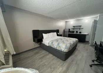 Studio 6 Phoenix, AZ - Midtown hotel thumbnail 6