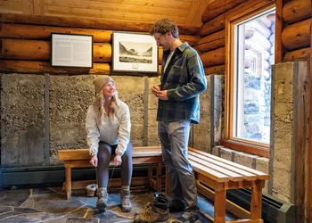 The Lodge at Bow Lake hotel thumbnail 3