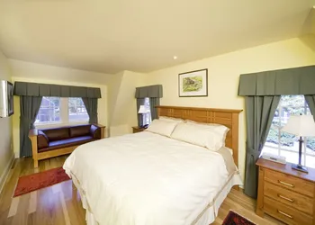 Shawnee Village Resort hotel thumbnail 4