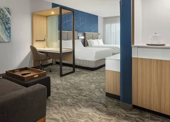 SpringHill Suites by Marriott Eau Claire hotel thumbnail 5