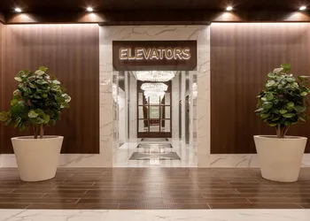 Live Casino & Hotel Louisiana, Curio Collection by Hilton hotel thumbnail 4