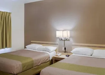 Quality Inn Fishers - Indianapolis hotel thumbnail 4