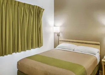 Quality Inn Fishers - Indianapolis hotel thumbnail 5