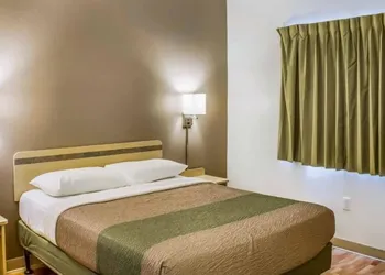 Quality Inn Fishers - Indianapolis hotel thumbnail 6