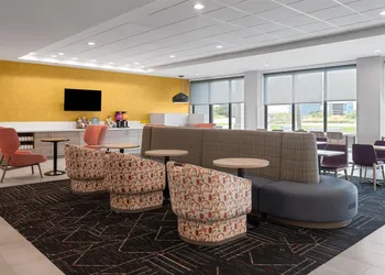Home2 Suites By Hilton Austin South I-35 hotel thumbnail 4