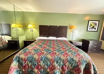 Relax Inn hotel thumbnail 7