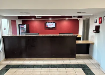 HomeTowne Studios by Red Roof Hagerstown - Williamsport, MD hotel thumbnail 2