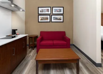 Hawthorn Extended Stay by Wyndham College Station South hotel thumbnail 6