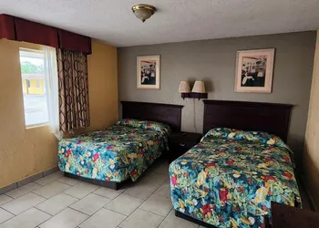 OYO Budget Inn Bartow hotel thumbnail 8