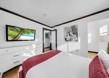 The Shoreline Suites hotel thumbnail 4