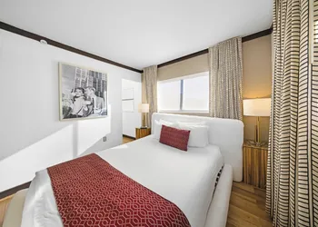 The Shoreline Suites hotel thumbnail 6
