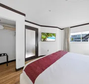 The Shoreline Suites hotel detail image 7