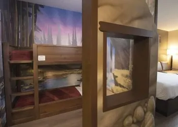Great Wolf Lodge Naples hotel thumbnail 7