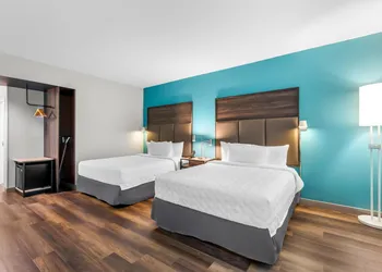 Tru By Hilton Pensacola I-10 North Davis Highway hotel thumbnail 6