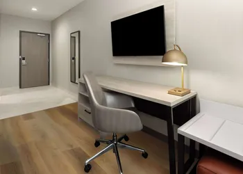 Hawthorn Extended Stay by Wyndham DeSoto hotel thumbnail 5