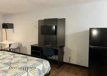 Studio 6 Suites Hurricane, Wv hotel thumbnail 5