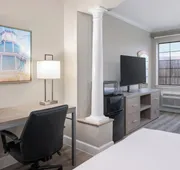 Melrose @ Seabrook, BW Signature Collection hotel detail image 4