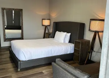 Parkside Inn hotel thumbnail 6