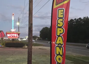 Candle Light Motel hotel thumbnail 6