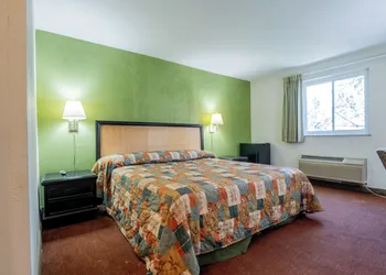 THE INN-Pittsburgh hotel thumbnail 5