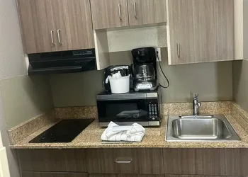 Suburban Studios Fishers Indianapolis hotel thumbnail 7