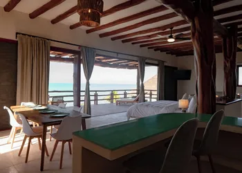Beachfront Hotel Boutique DK hotel thumbnail 8