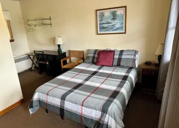 Napps Motel hotel thumbnail 3