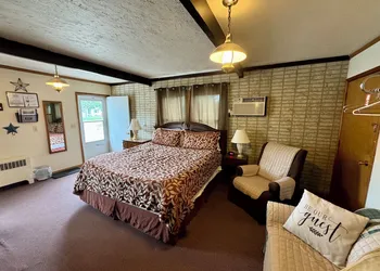 Napps Motel hotel thumbnail 6