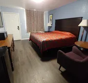 Brooks City Executive Inn hotel detail image 3