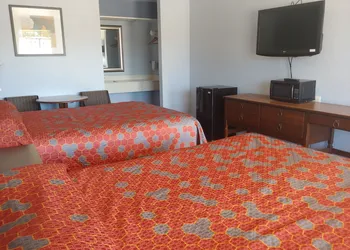 Brooks City Executive Inn hotel thumbnail 6