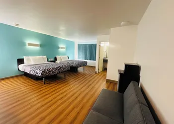 Beachside Inn hotel thumbnail 8