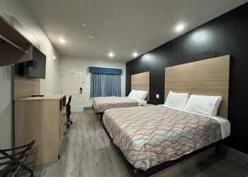 Crystal Inn hotel thumbnail 6