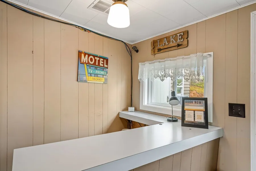 South Arm Retreats Motel Double Room 7 hotel detail image 6