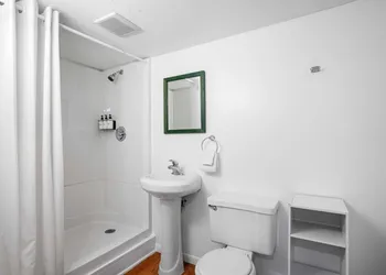 South Arm Retreats Motel Double Room 6 hotel thumbnail 4