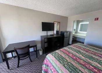 Country Nights Inn hotel thumbnail 3