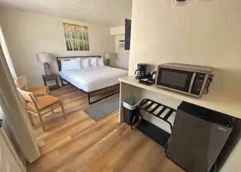89 & Nine Motel hotel thumbnail 4